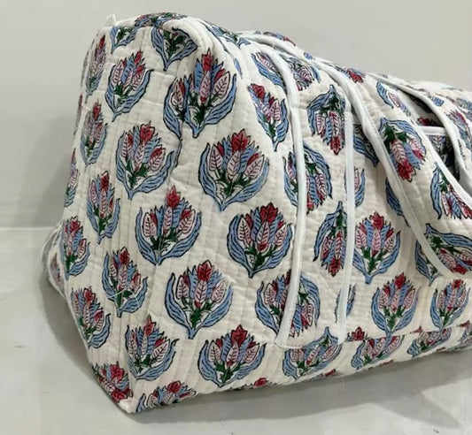 Cotton duffle bag with personalization